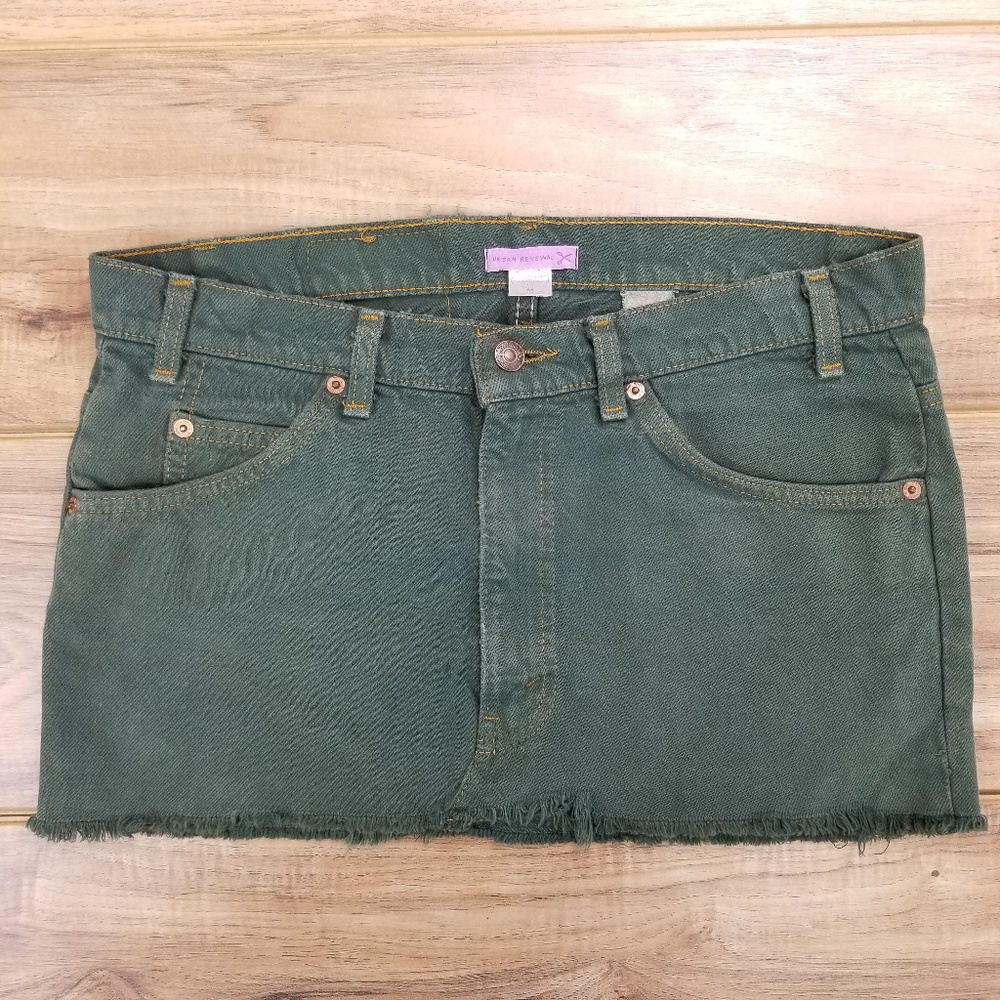 Urban Outfitters 》Denim Cut Off Skirt